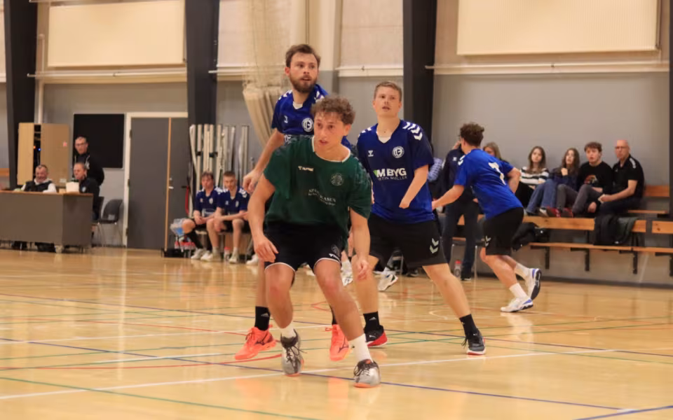 Begge Blåbjerg Hold Led Nederlag