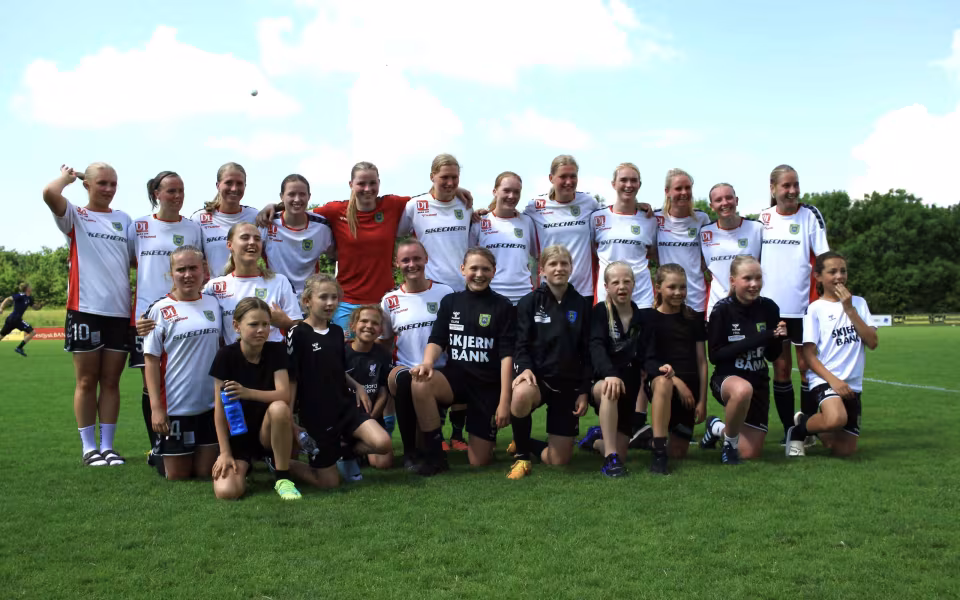 Varde kvinder taber til bundhold