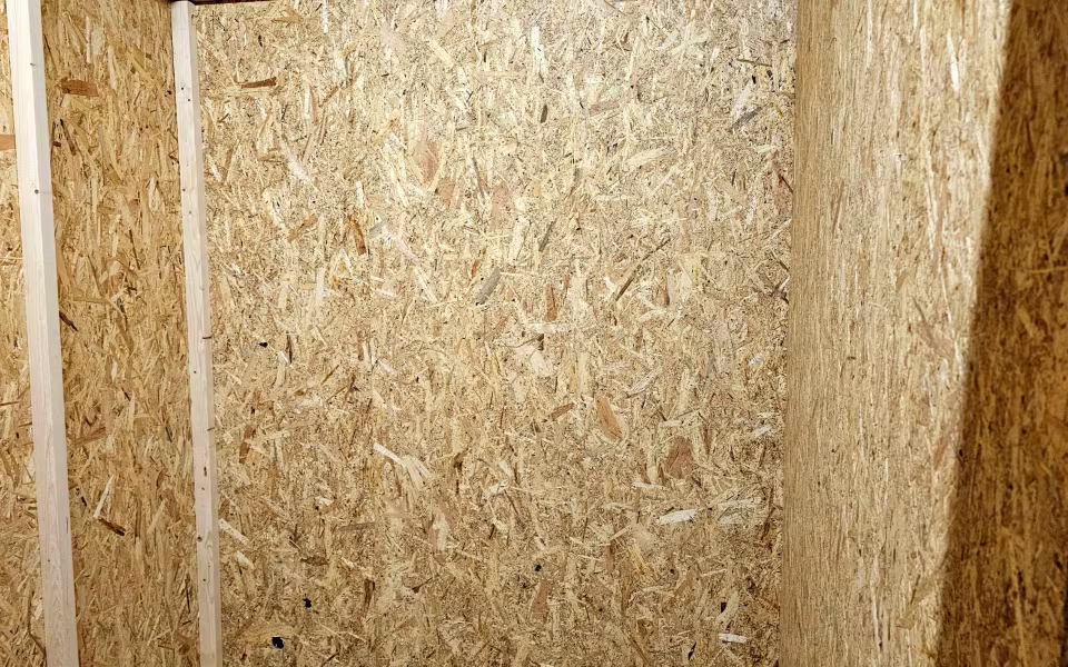 Godt besøgt til åbent hus-arrangement hos "Æ Rum" og Toft Udlejning .