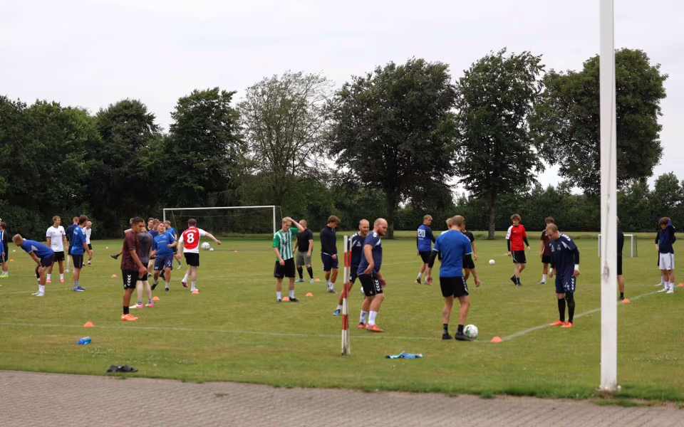 Fodbold - God fremmøde til HTS træning – og en markant stærkere serie 1 pulje vente