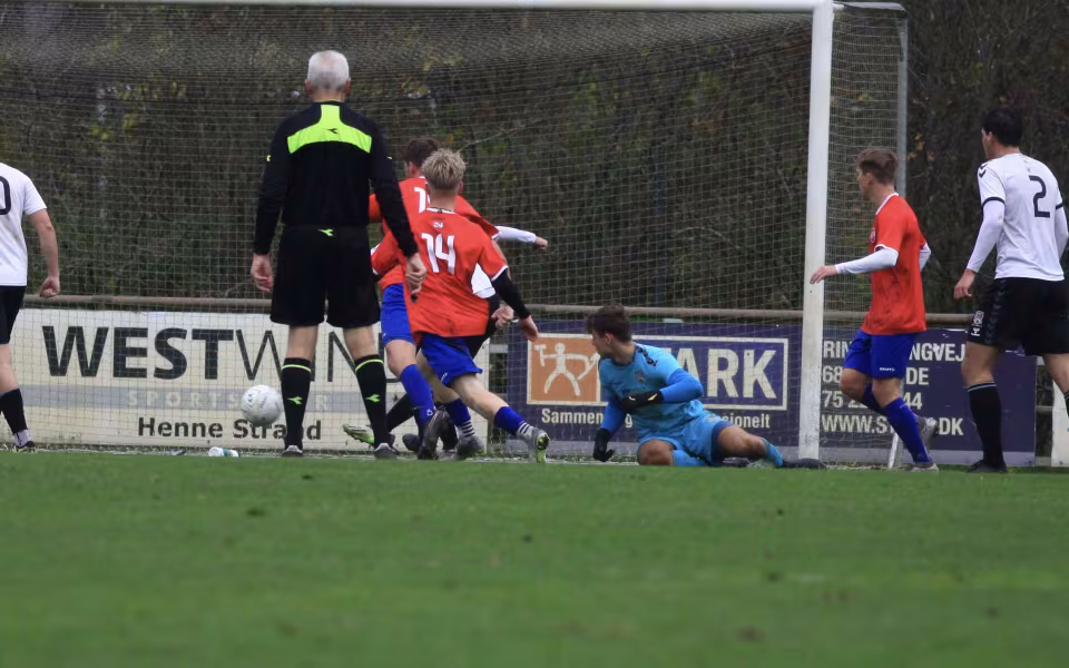 Varde IF Fodbold Nedrykning Og Sejre