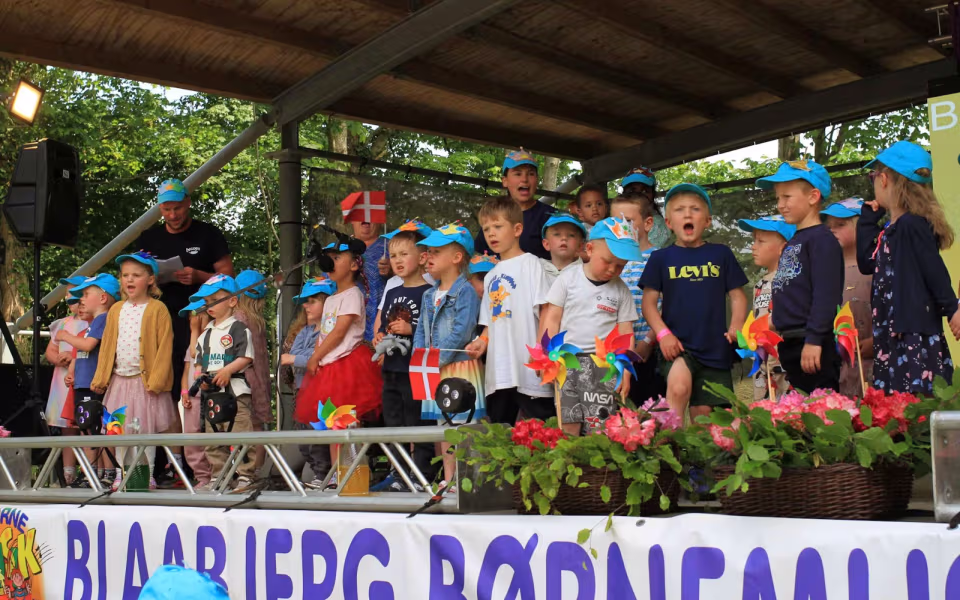 Musikfest samlede generationer i Outrup