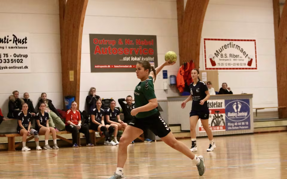 Endelig sejr til Blåbjergs U-19 piger