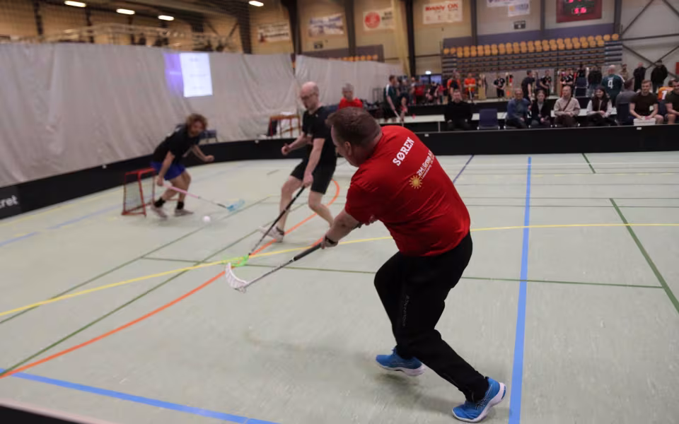 Varde-mesterskab i floorball afholdt