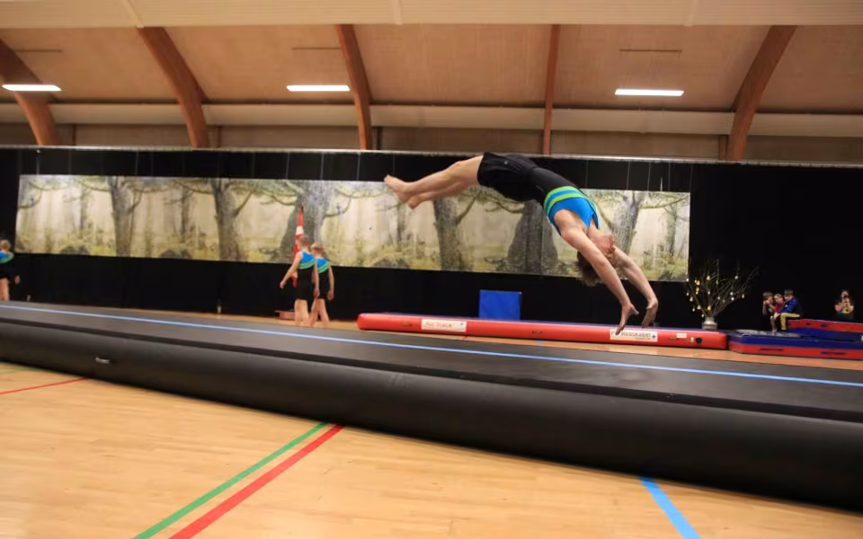 Forårsstemning i Outrup med GUB Gymnastik
