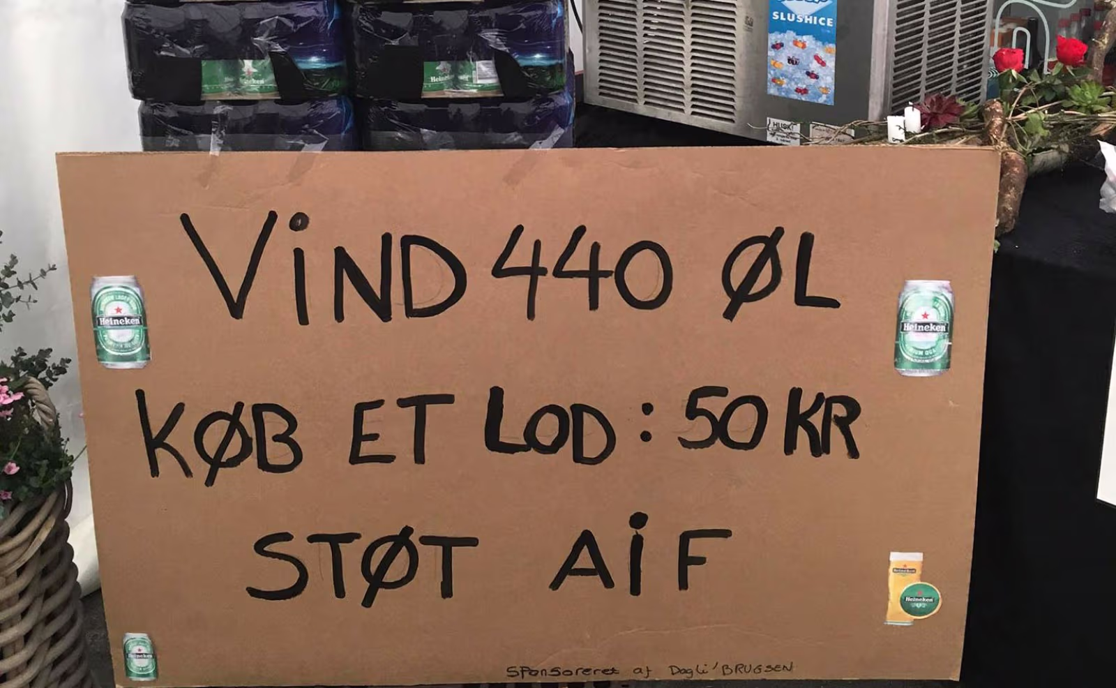 Præmier som kan vindes lørdag under spisning i teltet på stadion