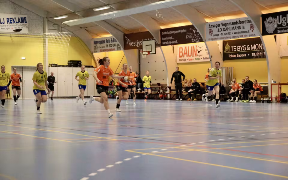 SA HK Kvindehold Triumpherede Hjemme