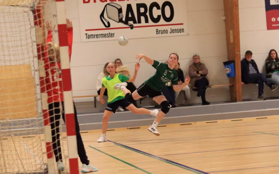 Blåbjergs U-13-piger topper rækken