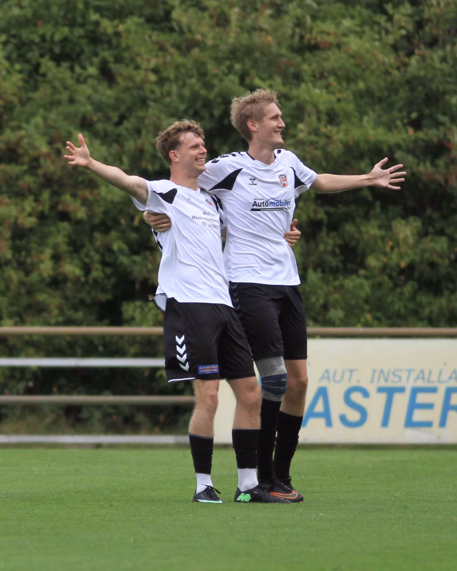 To mål af Jacob Nielsen mod EFB