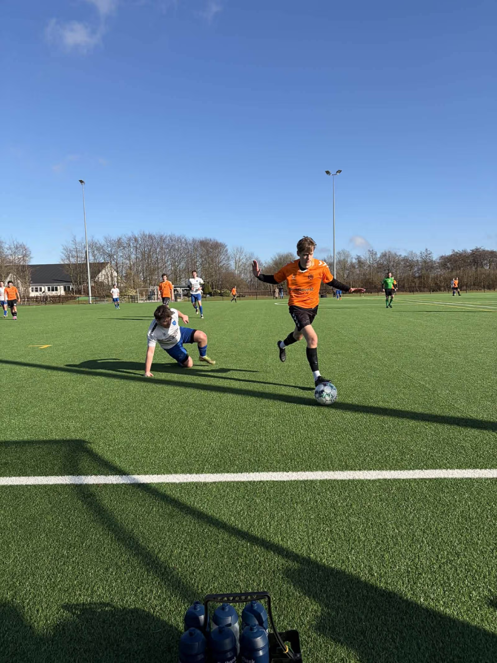 Helle FC senior fodbold leverede en stærk offensiv præstation, da holdet hjemme besejrede Ansager med hele 7-3 i Serie 4.