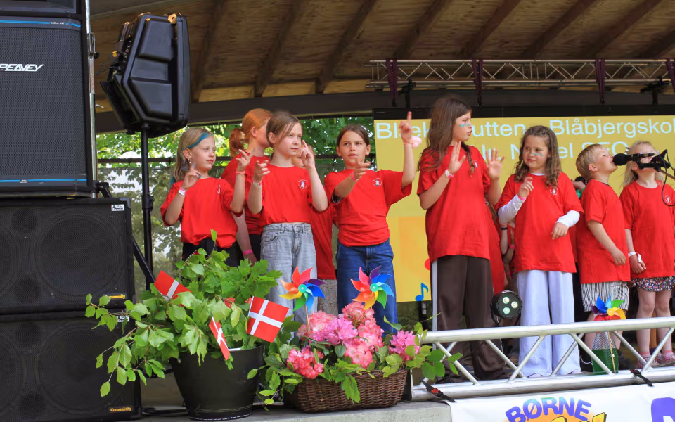Musikfest samlede generationer i Outrup