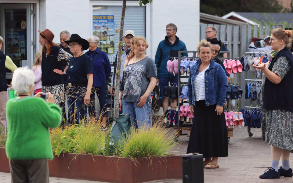 Sommeraften med rytmer i byen