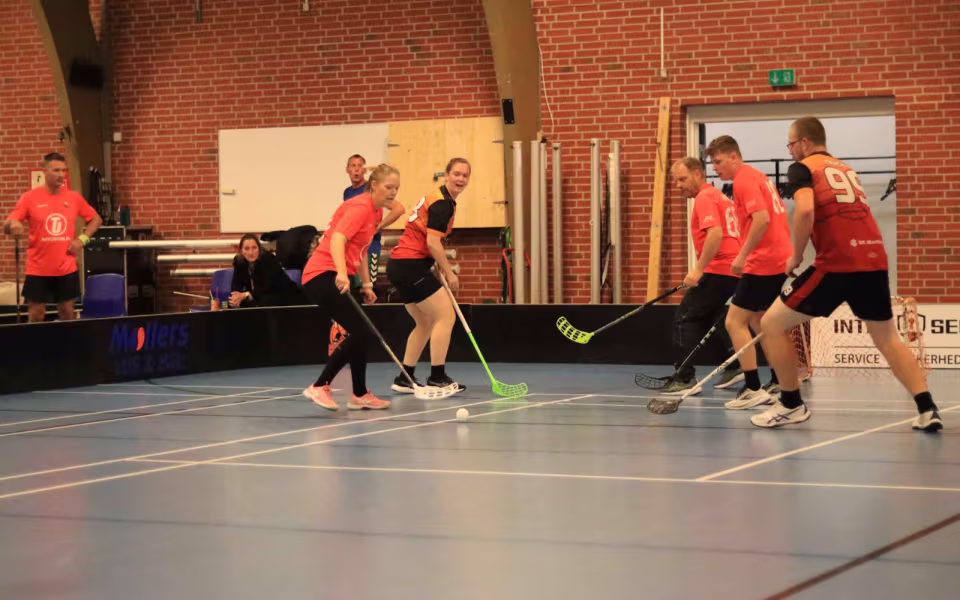 Floorball-sæson skudt i gang