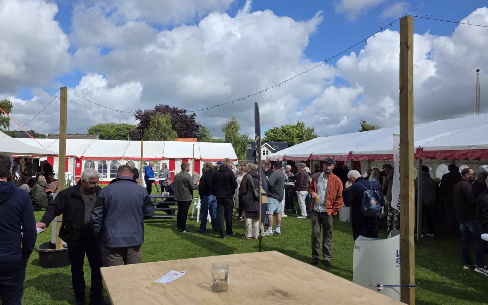 Ølgod BEER Festival 2026 bød på smag, musik og fællesskab - Se billeder fra dagen.