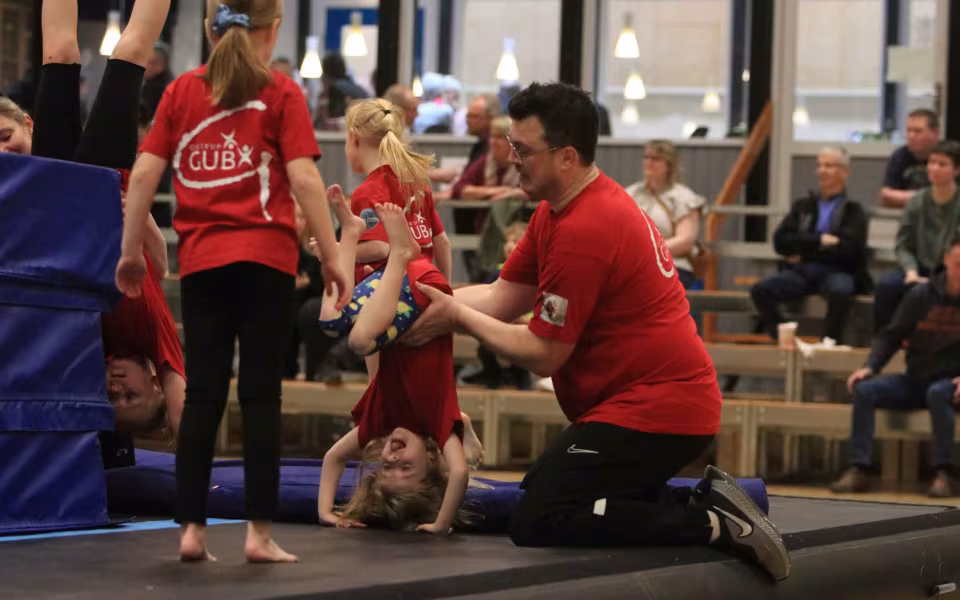 Forårsstemning i Outrup med GUB Gymnastik