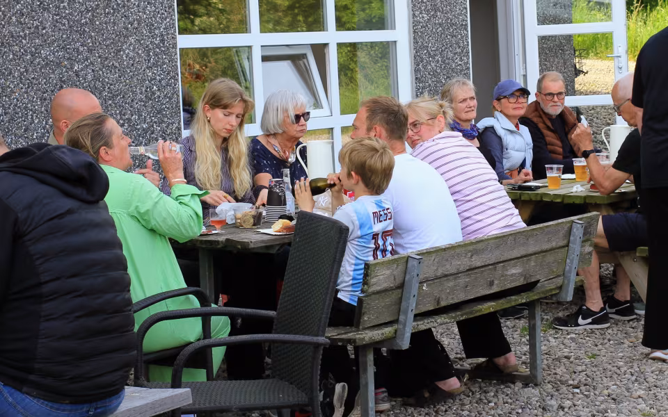 Sidste hilsen i stalden