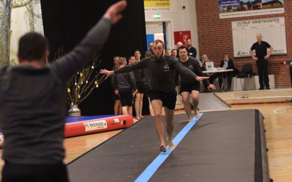 Forårsstemning i Outrup med GUB Gymnastik