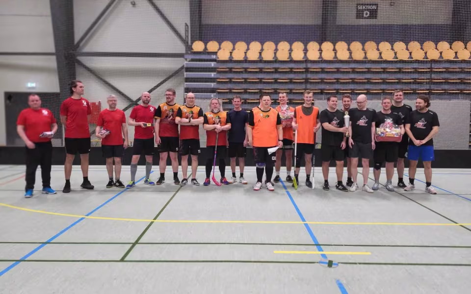 Varde-mesterskab i floorball afholdt