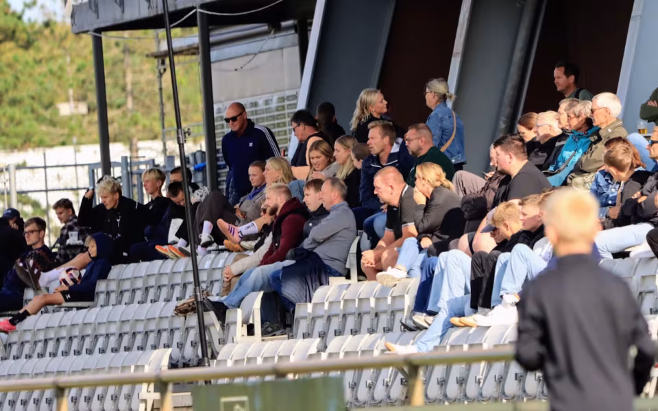 Sen udligning redder Varde i hjemmekamp