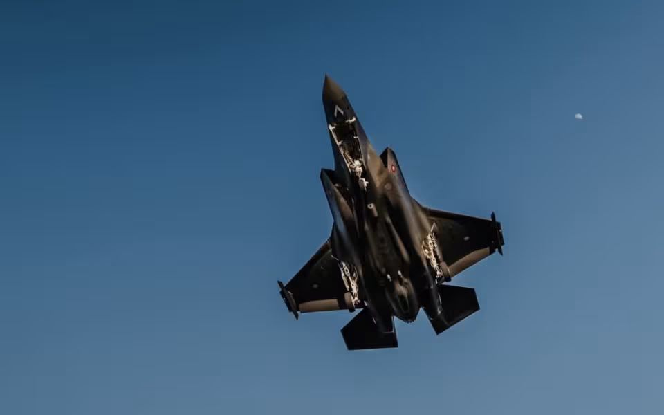 F-35-flyvninger rykkes til aftentimerne i fire uger