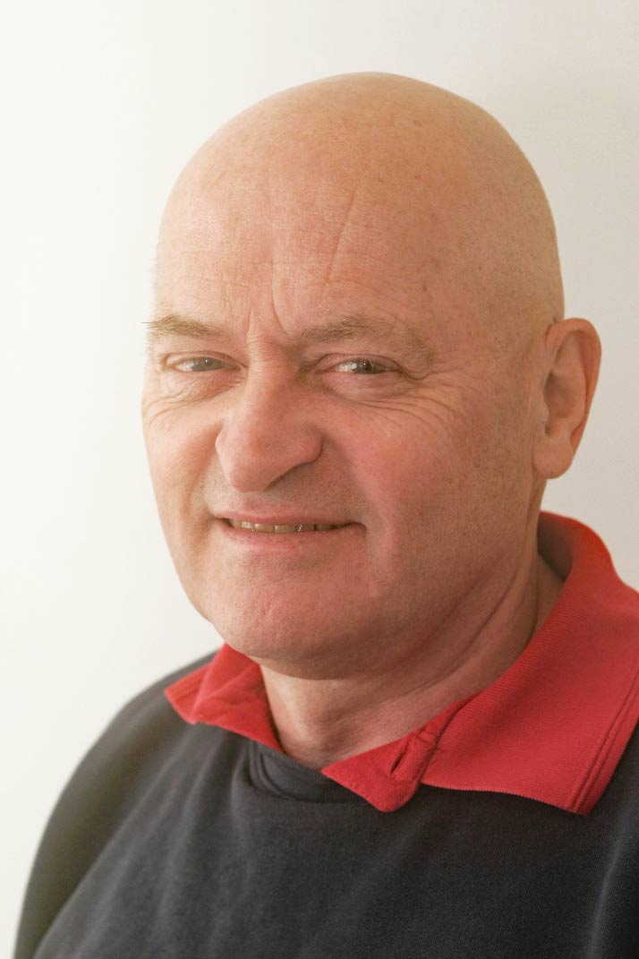 Dyrlæge Peter Fog, som den 15. december 2025 kan fejre 40 års jubilæum på Ansager Hestehospital