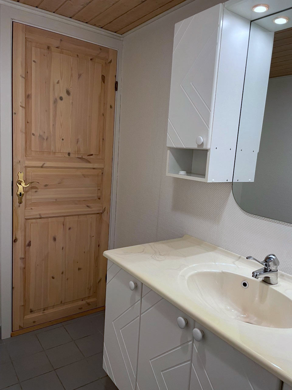 Lejlighed på 65 m2 midt i Ansager udlejes