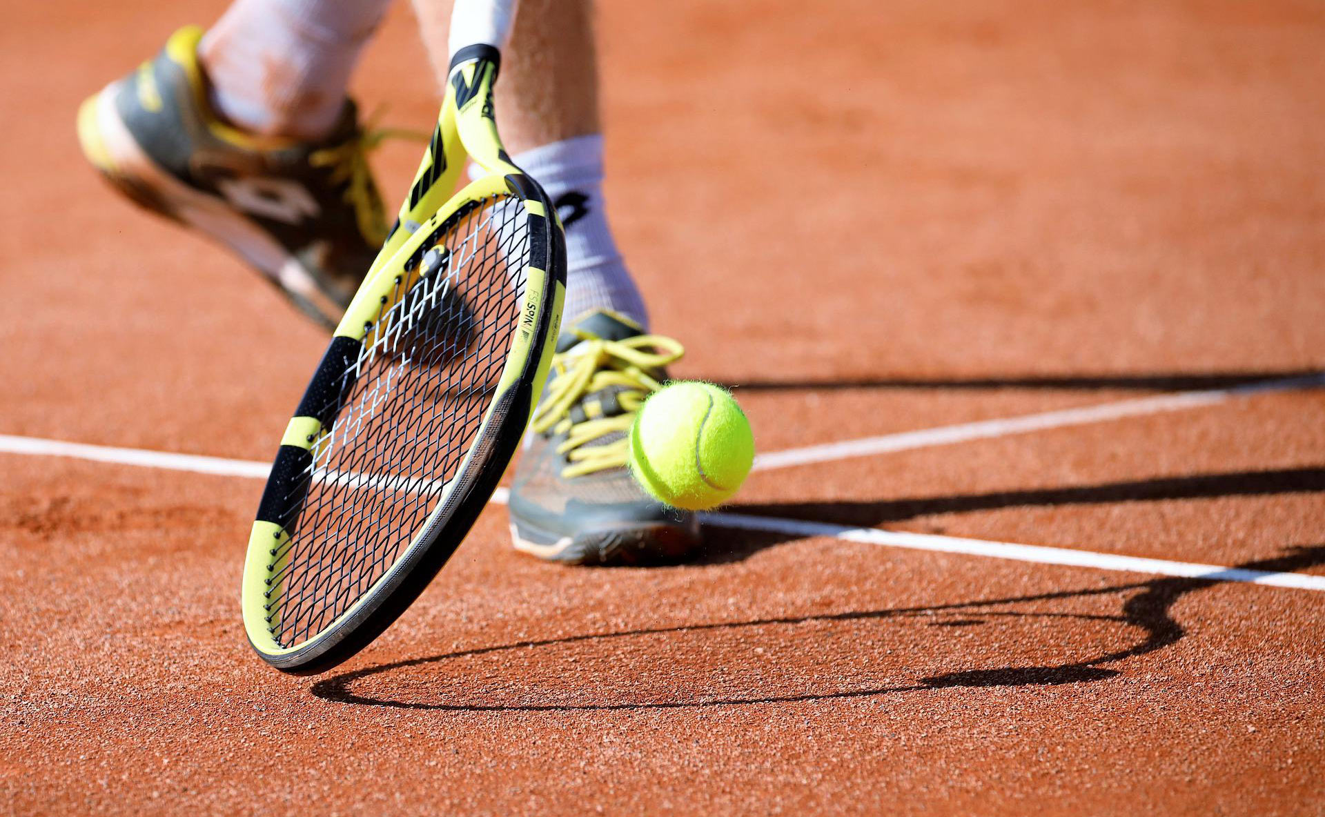 Prøv at spille tennis den 18. maj i Ansager