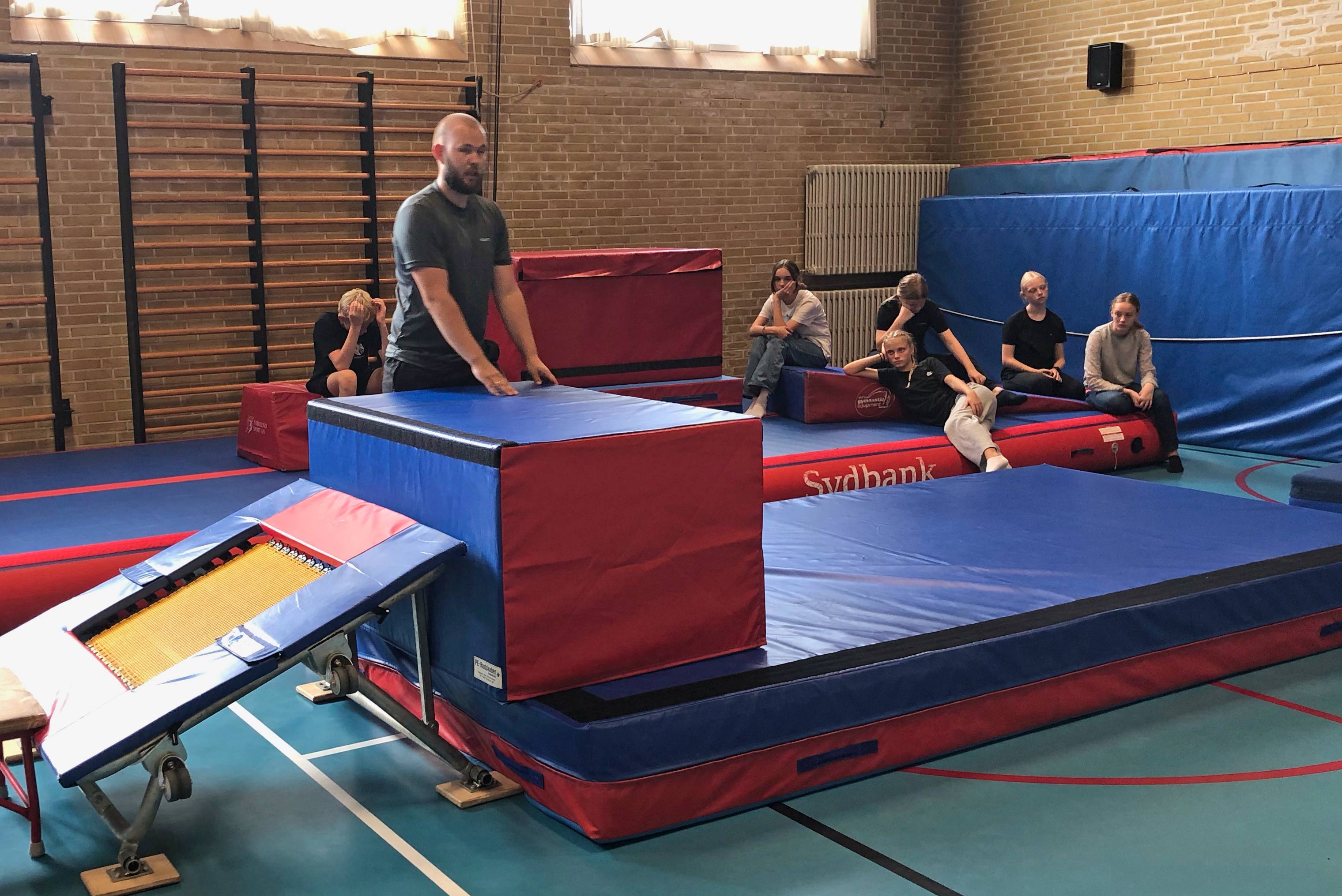 Ledere og trænere til den kommende gymnastiksæson var søndag på kursus på Ansager Skole