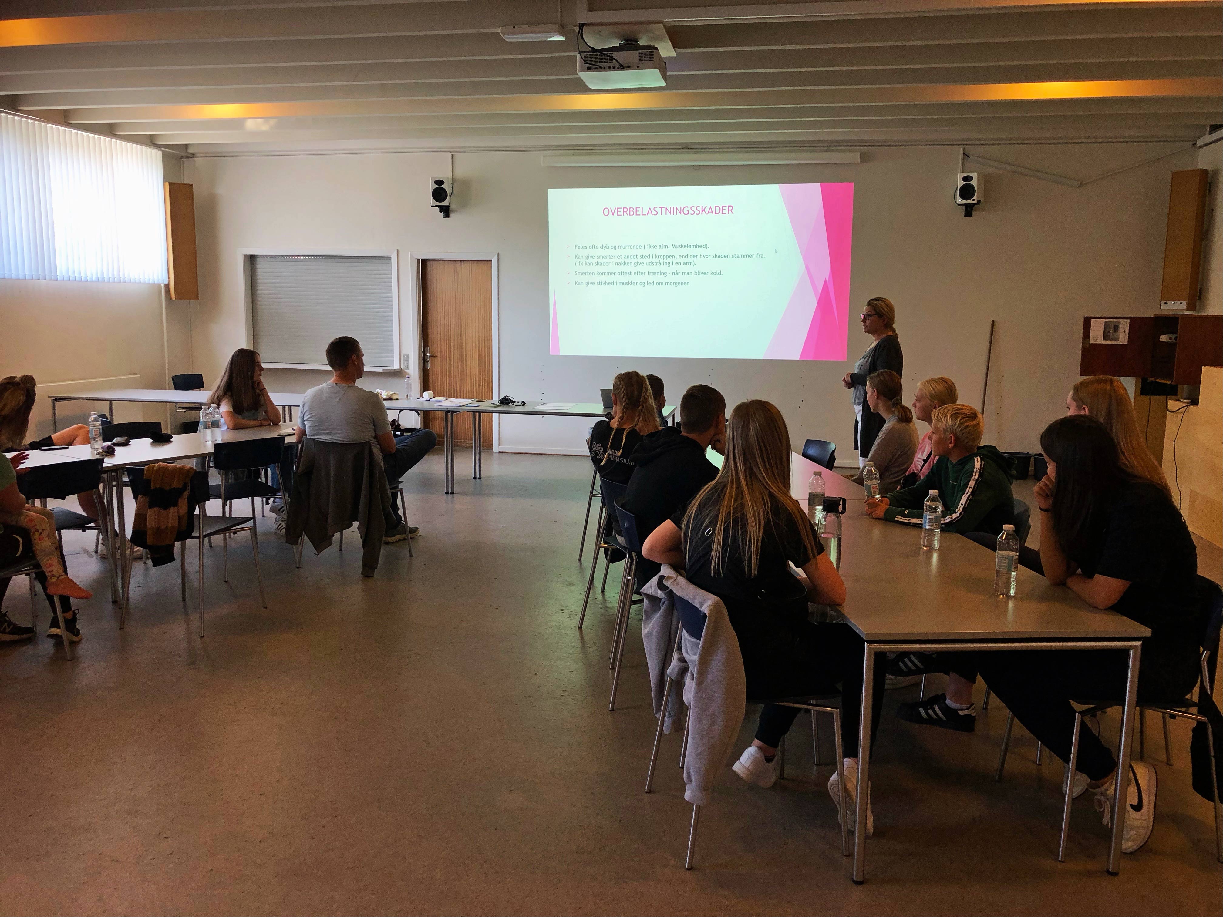 Ledere og trænere til den kommende gymnastiksæson var søndag på kursus på Ansager Skole