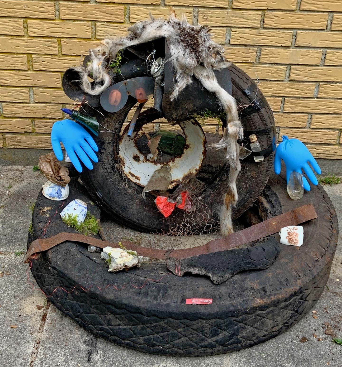 Affald samlet i skoven og på Kanalvej