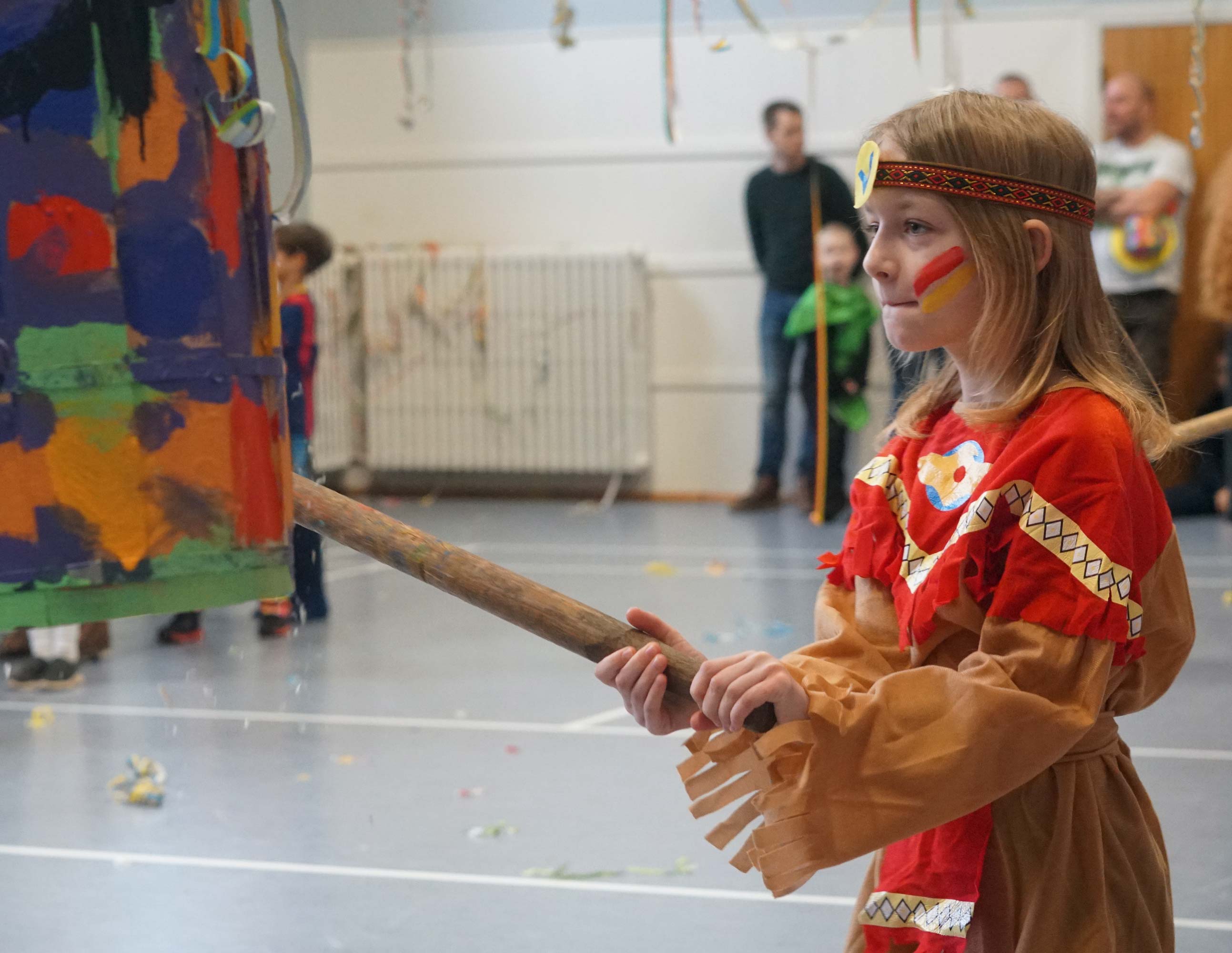 De fineste, farligste og mest kreative kostumer blev fundet frem til fastelavnsfesten på Ansager skole