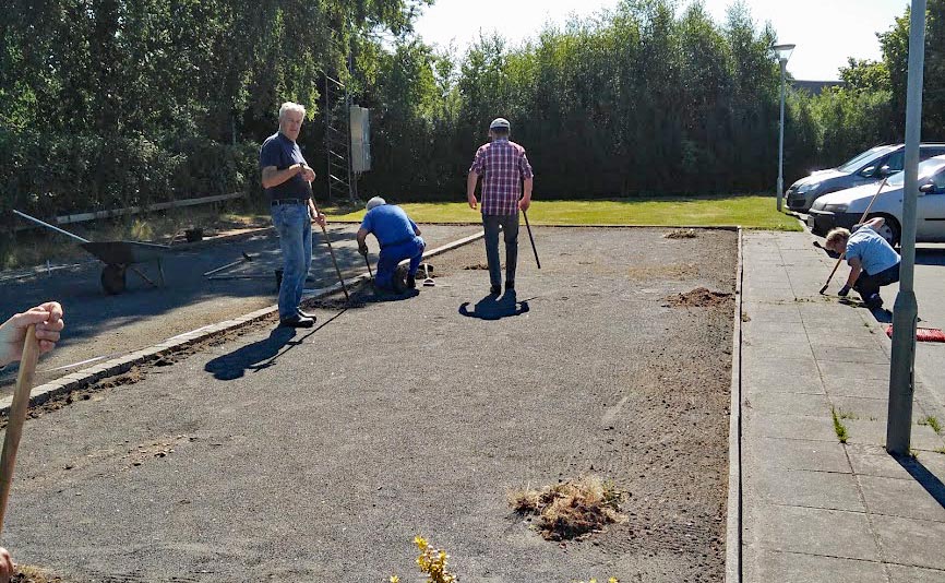 Petanquebanen gøres klar til sommersæsonen