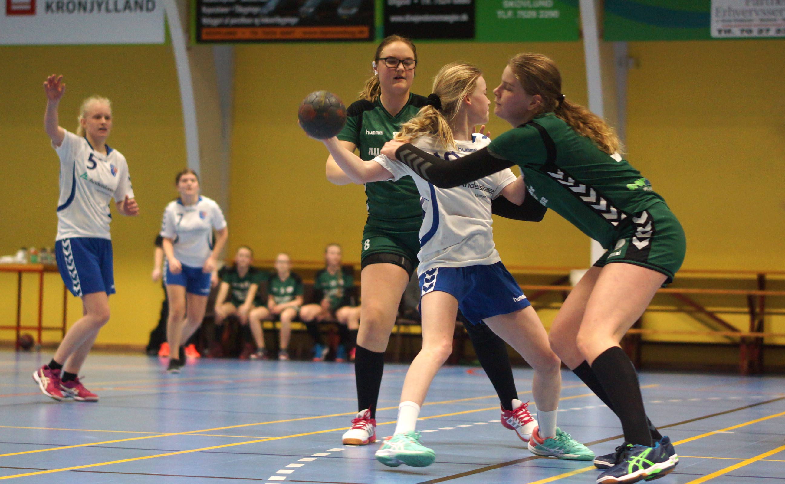 Ansager U14 håndboldpiger Ansager vandt 10-7 mod Varde HK