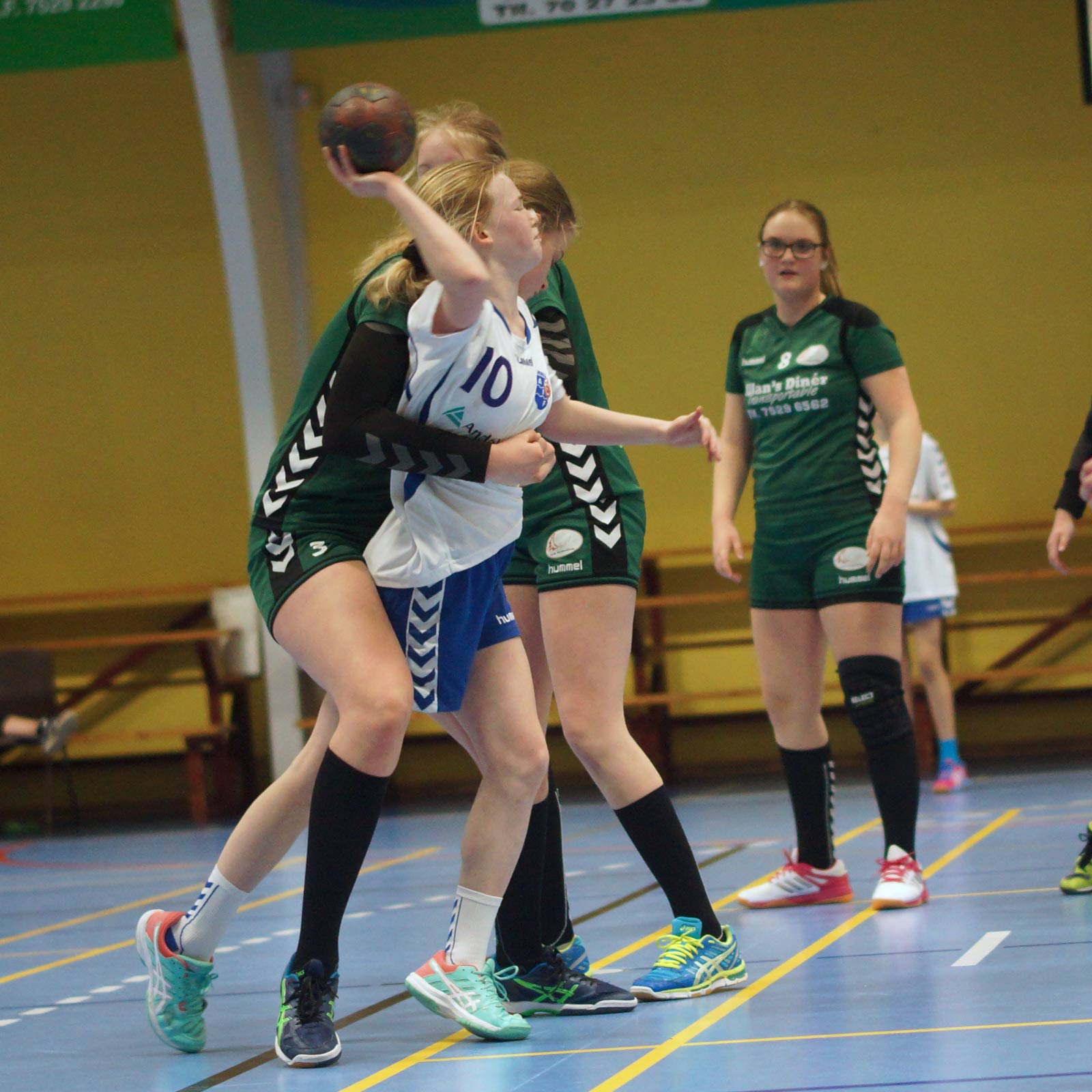 Ansager U14 håndboldpiger Ansager vandt 10-7 mod Varde HK