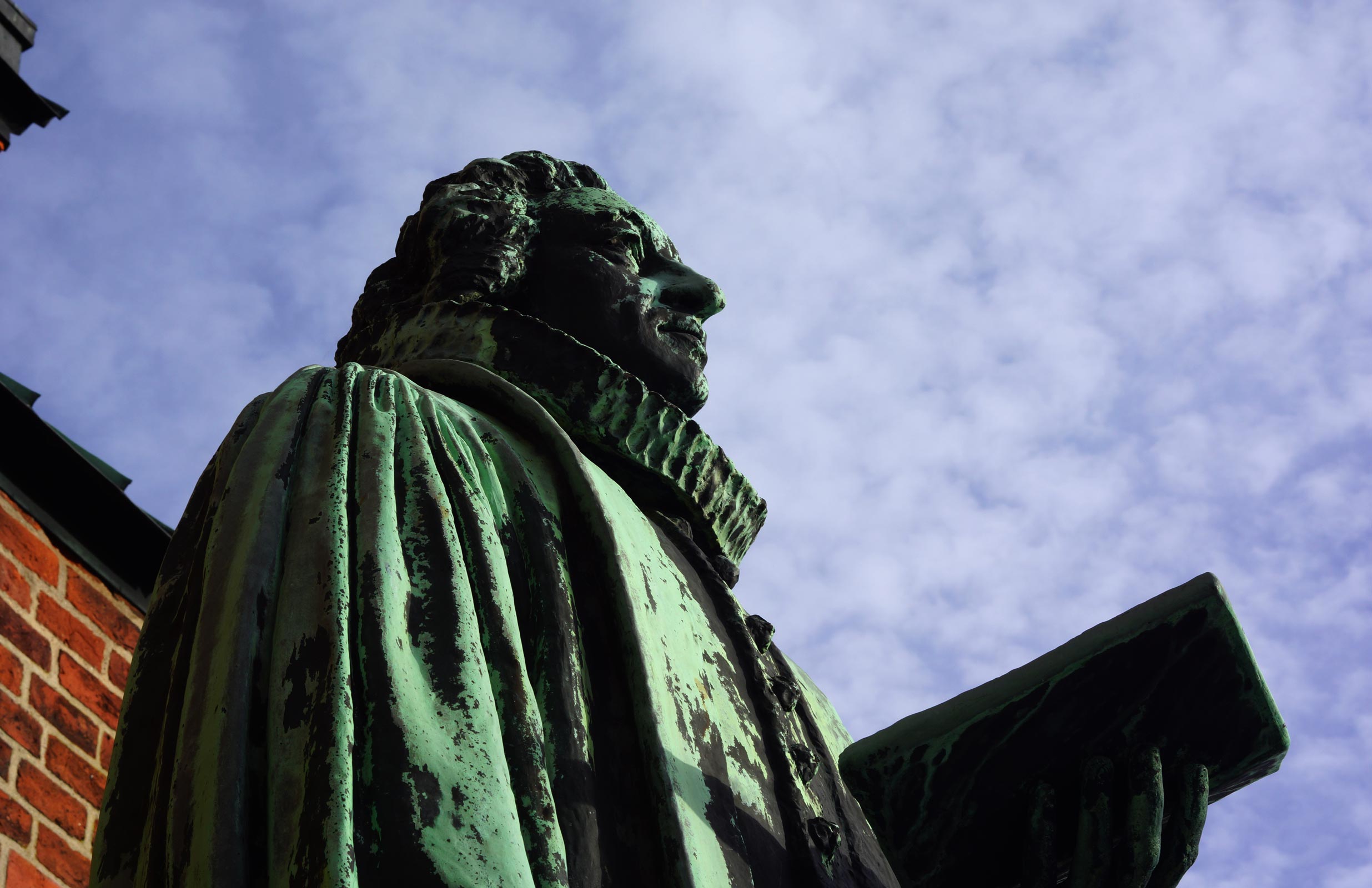 Indtryk fra førstedagen på folkemødet i Ribe i anledning af 500 året for revolutionen.