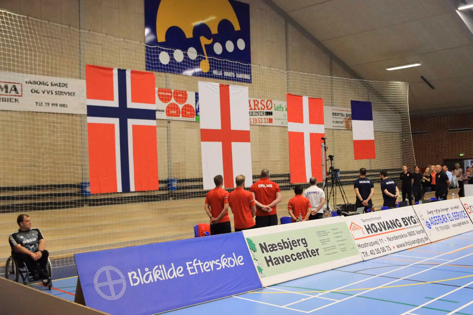 Danmark vinder nervepirrende åbning