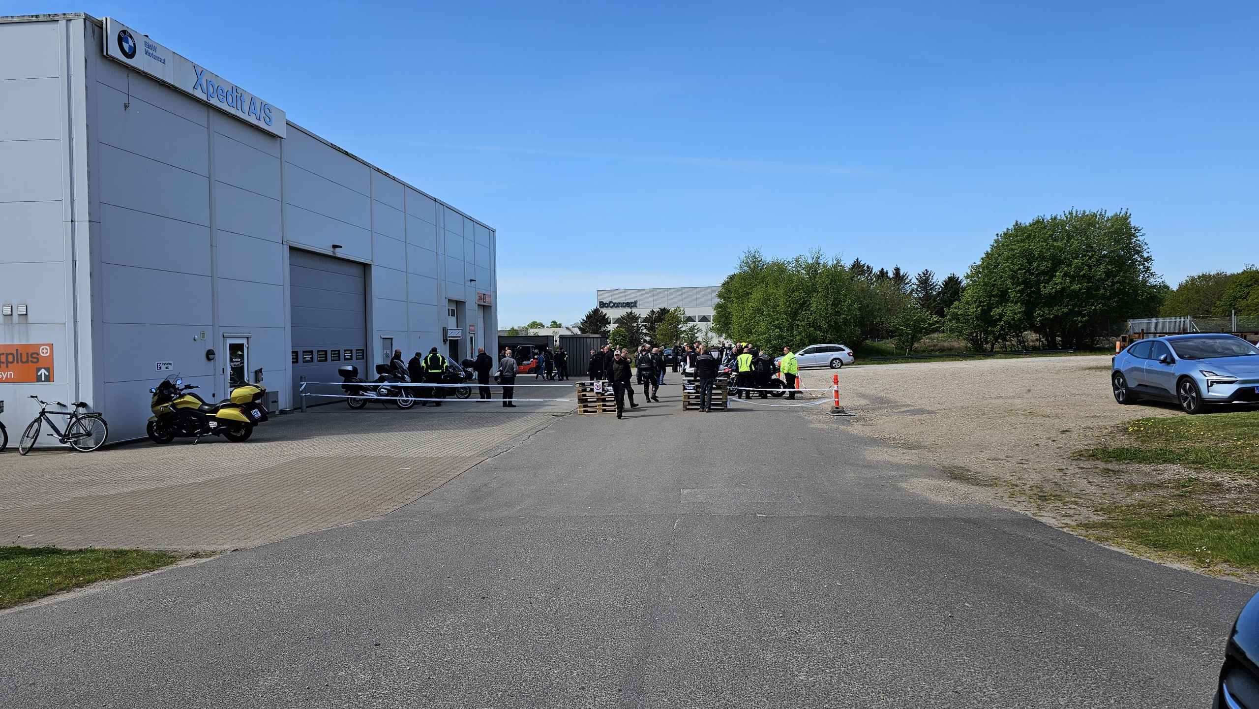 bød Xpedit BMW Motorrad forhandler i Ølgod velkommen til et åbent hus-arrangement.