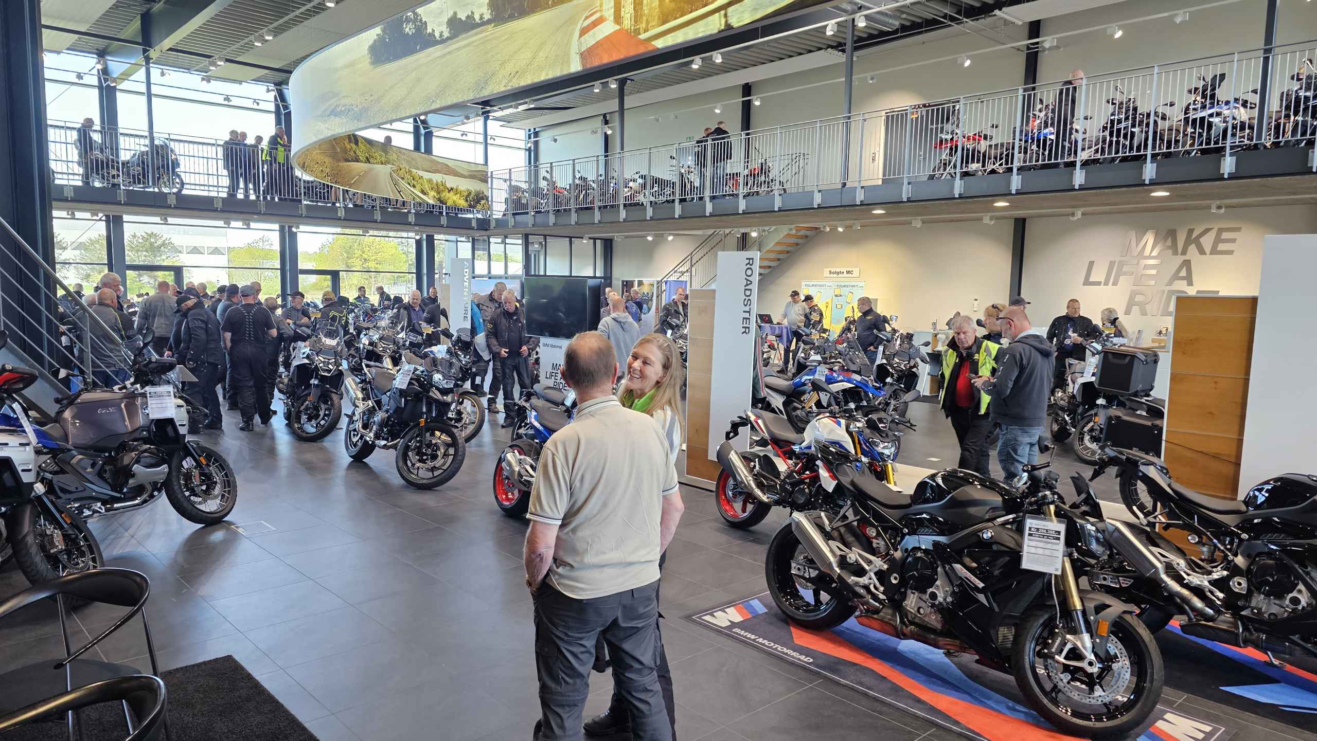 bød Xpedit BMW Motorrad forhandler i Ølgod velkommen til et åbent hus-arrangement.