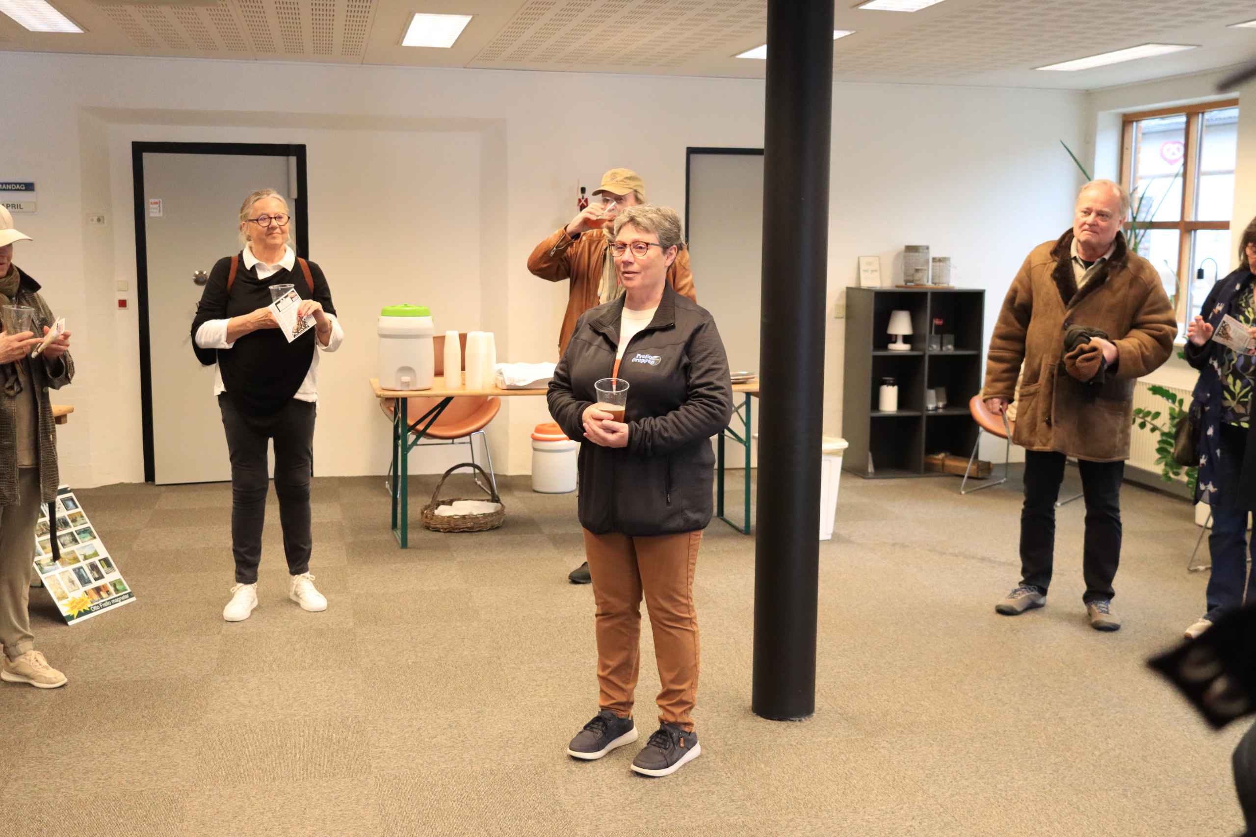 Frello-gruppen afslører Blå Kugle kunstværk
