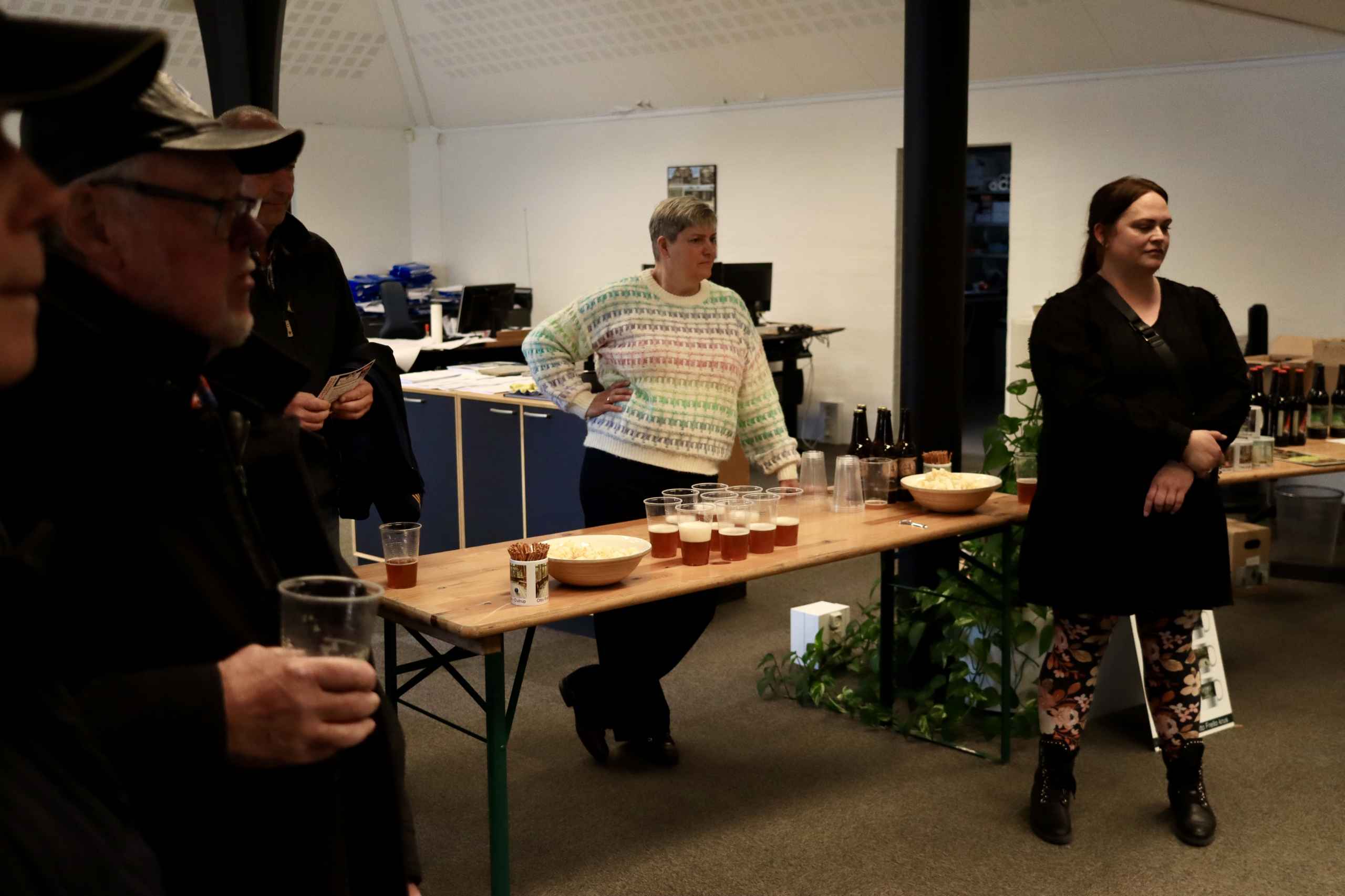 Frello-gruppen afslører Blå Kugle kunstværk