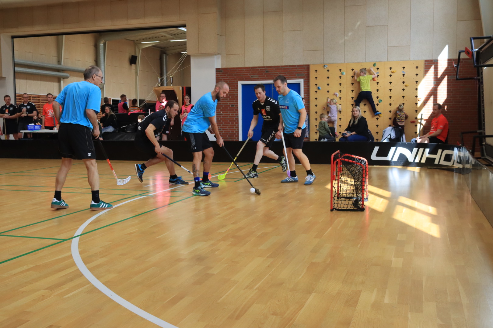 Outrup sejrherre ved VM i floorball