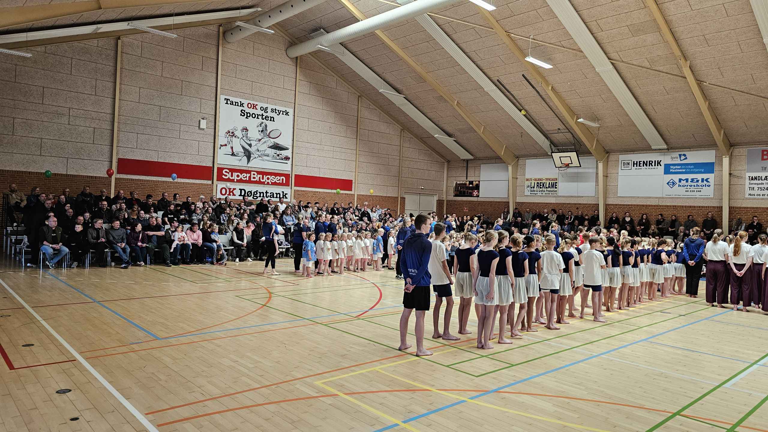 Fra årets Gymnastikopvisning 2025 og ØGU-prisen i Ølgod Hallerne