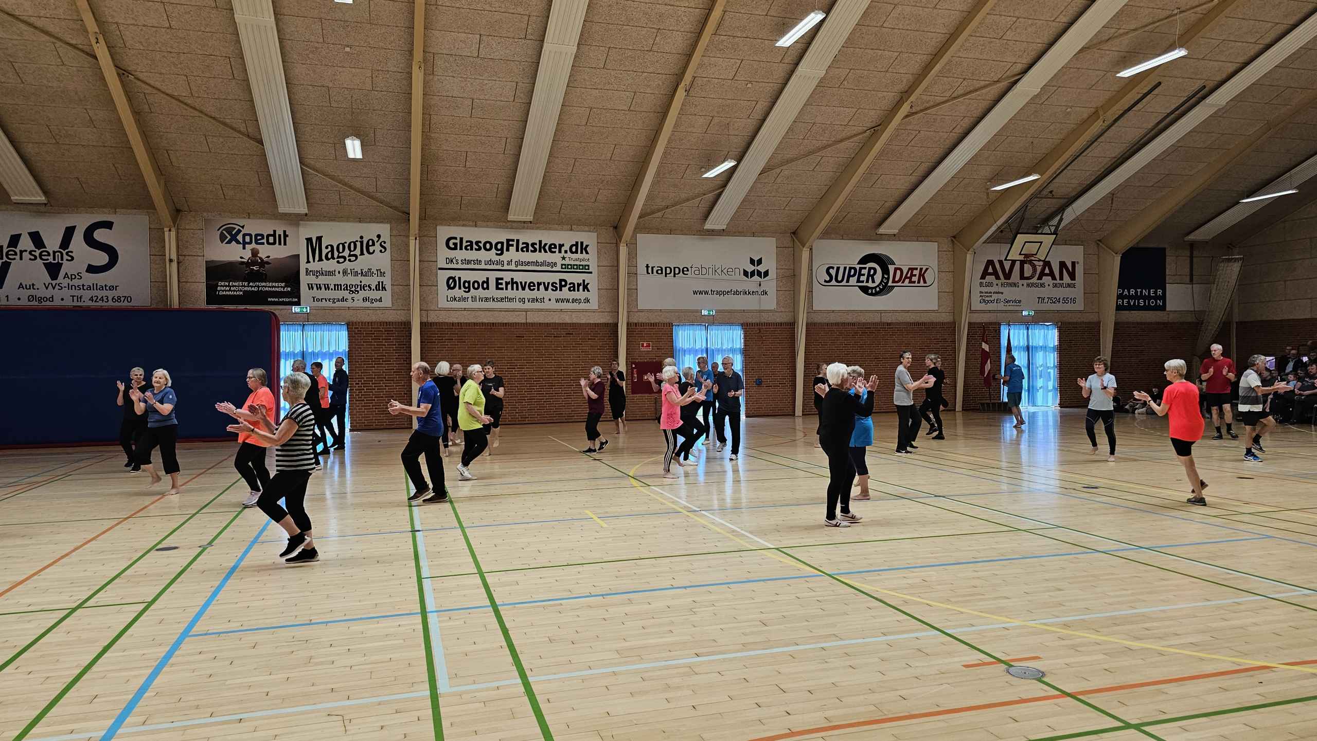 Fra årets Gymnastikopvisning 2025 og ØGU-prisen i Ølgod Hallerne