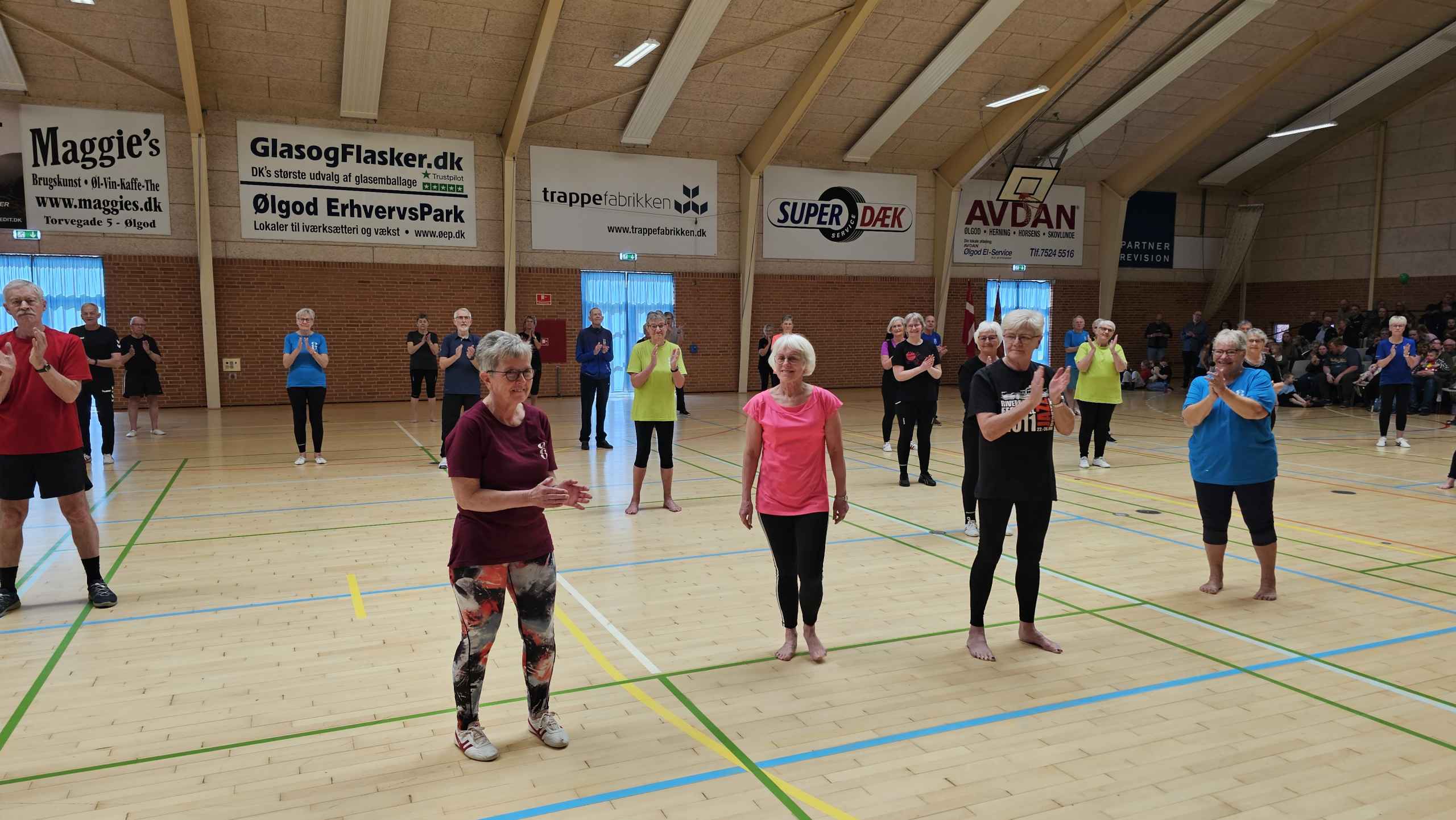 Fra årets Gymnastikopvisning 2025 og ØGU-prisen i Ølgod Hallerne