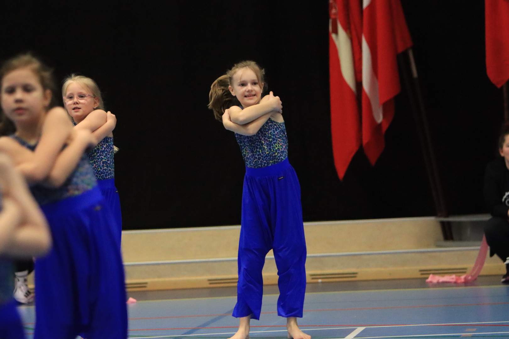 Mini Dancers Fra Outrup Strålede