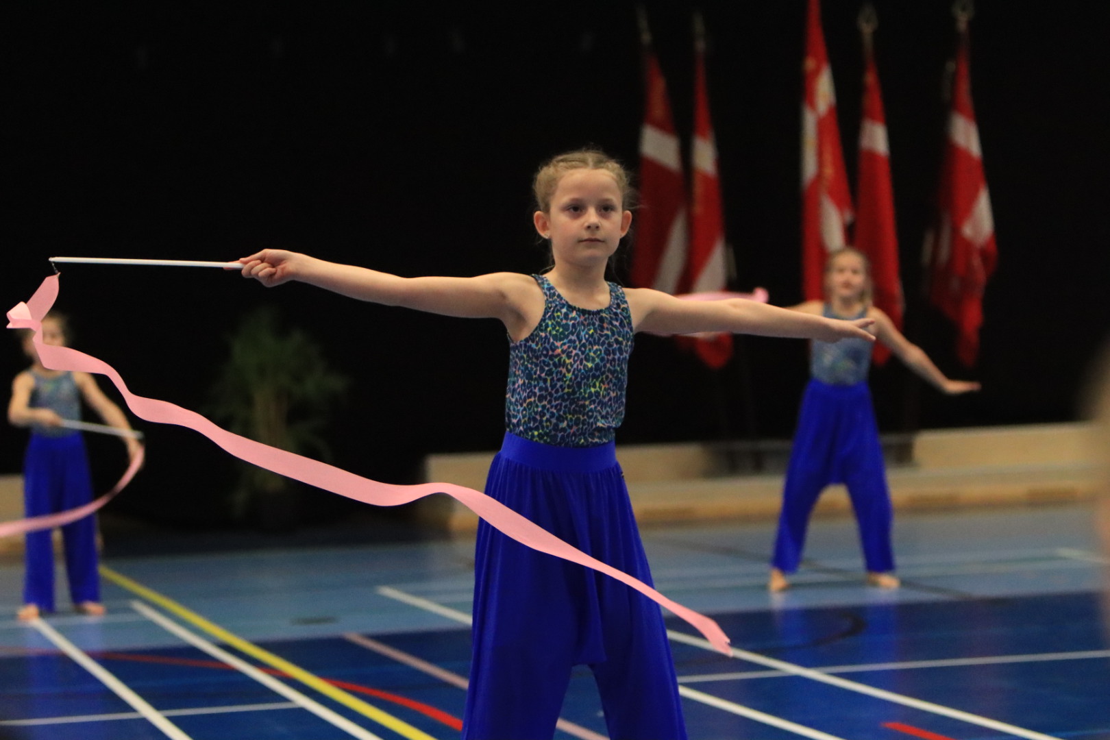 Mini Dancers Fra Outrup Strålede