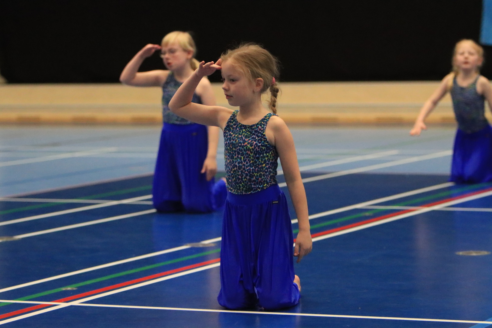 Mini Dancers Fra Outrup Strålede