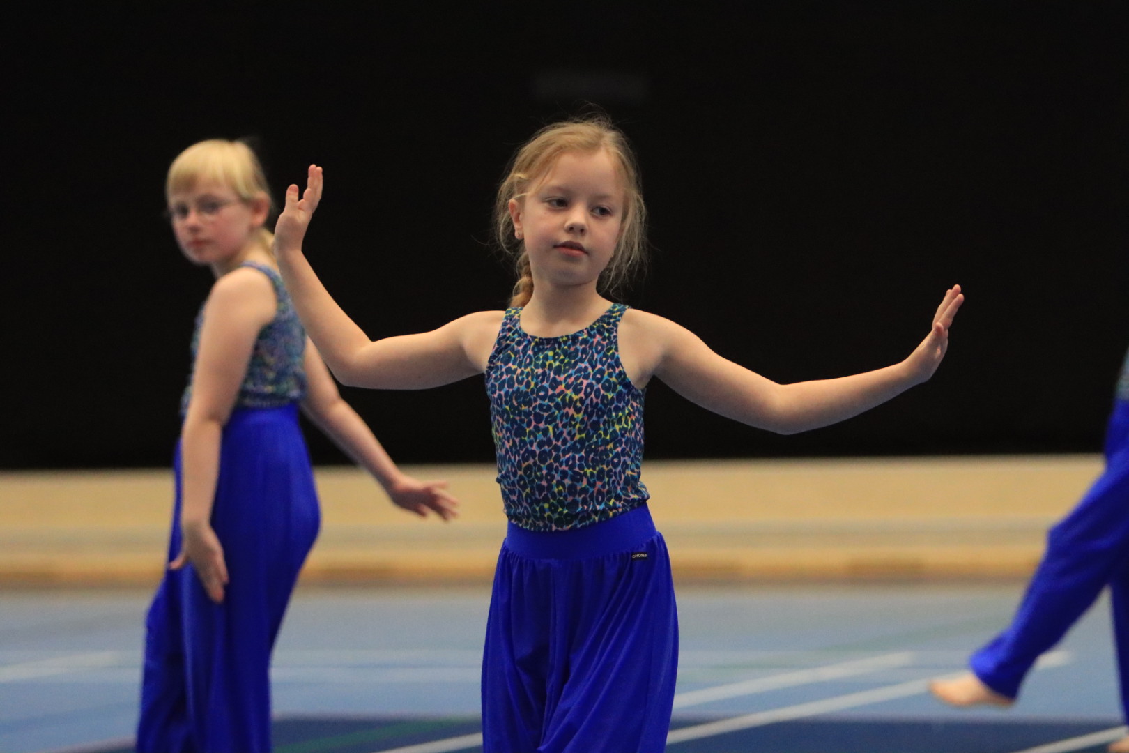 Mini Dancers Fra Outrup Strålede