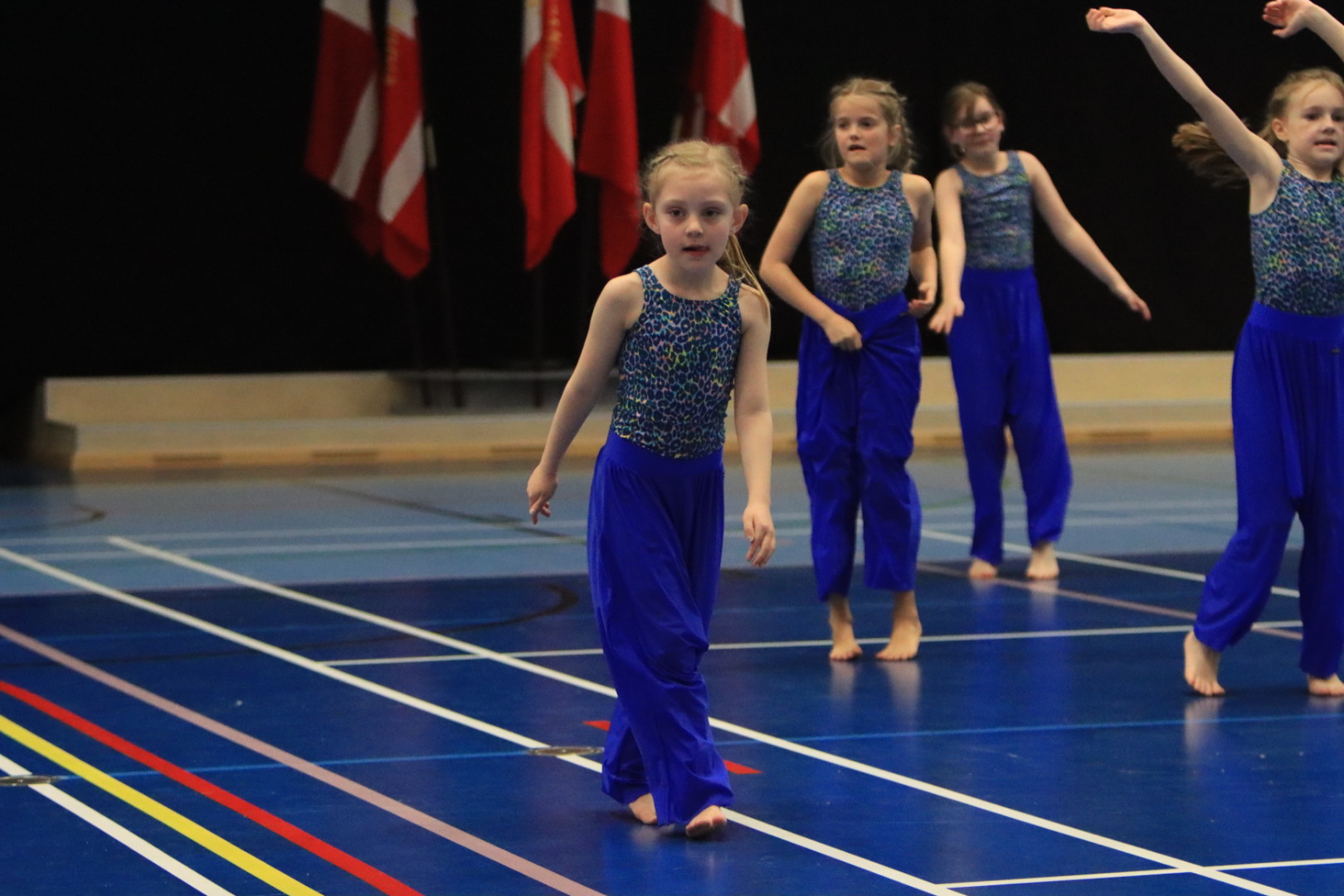 Mini Dancers Fra Outrup Strålede