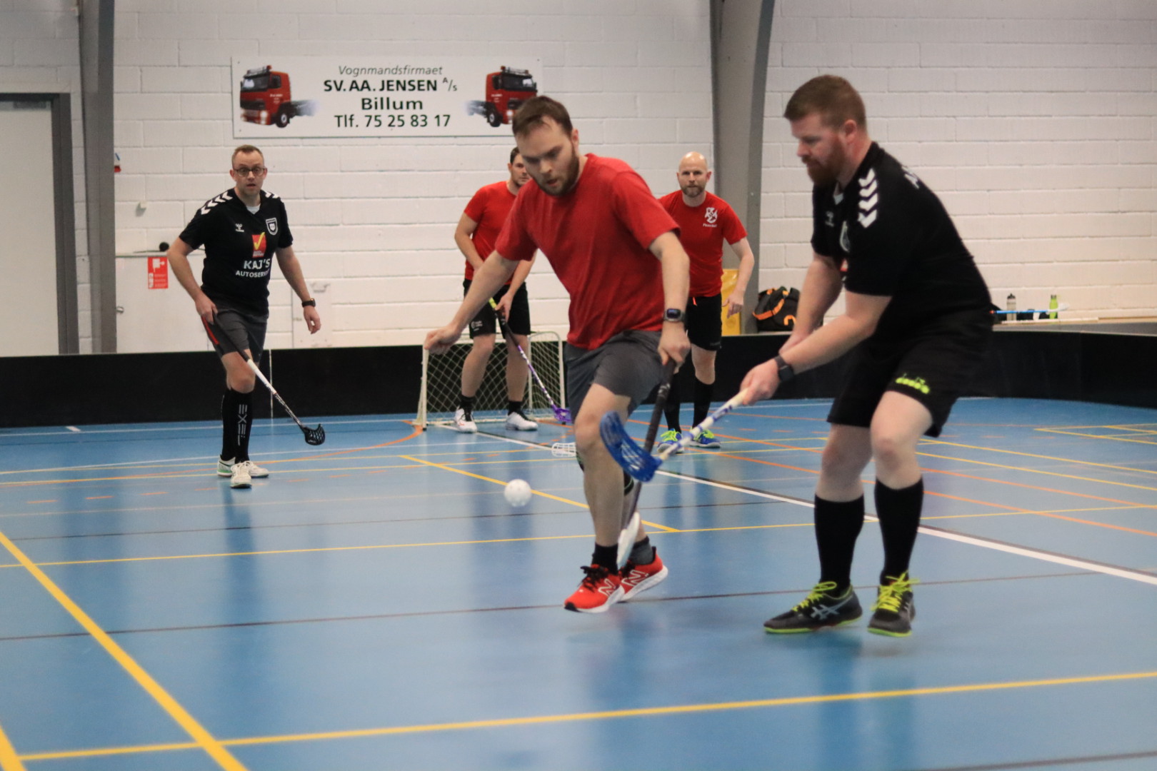 Floorball-spillere samles til stævne i Billum